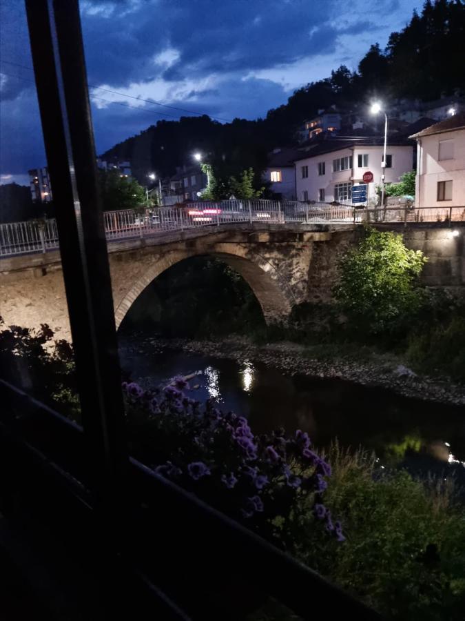 Къща За Гости Тони Zlatograd Exteriér fotografie